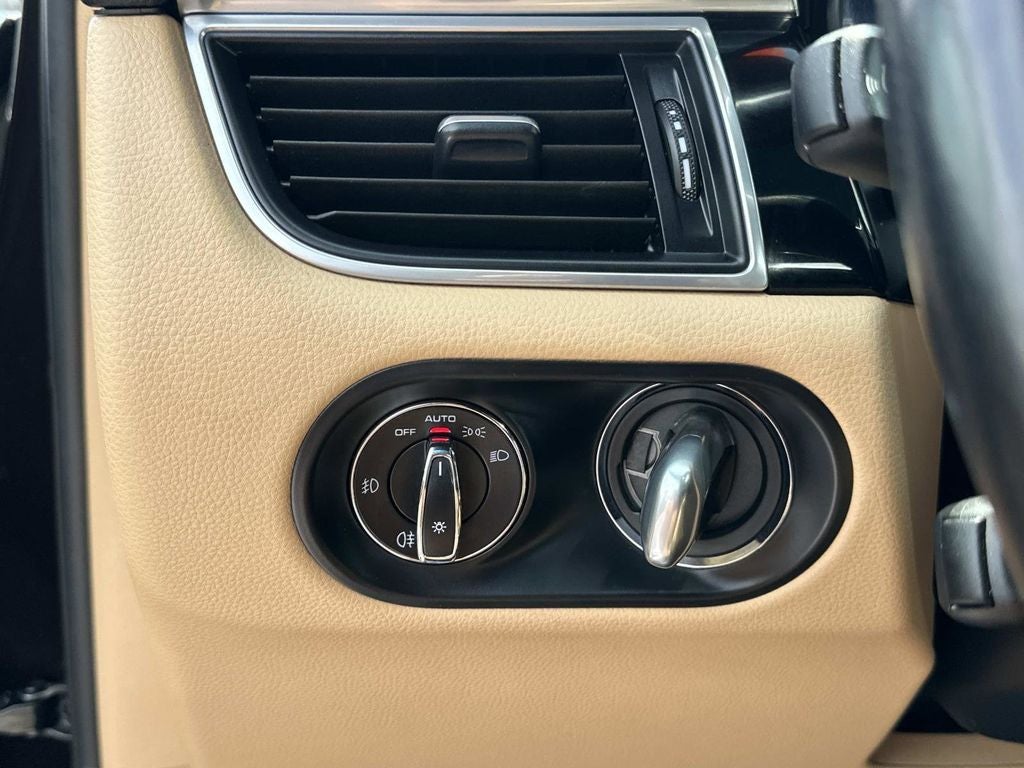 2018 Porsche Macan S