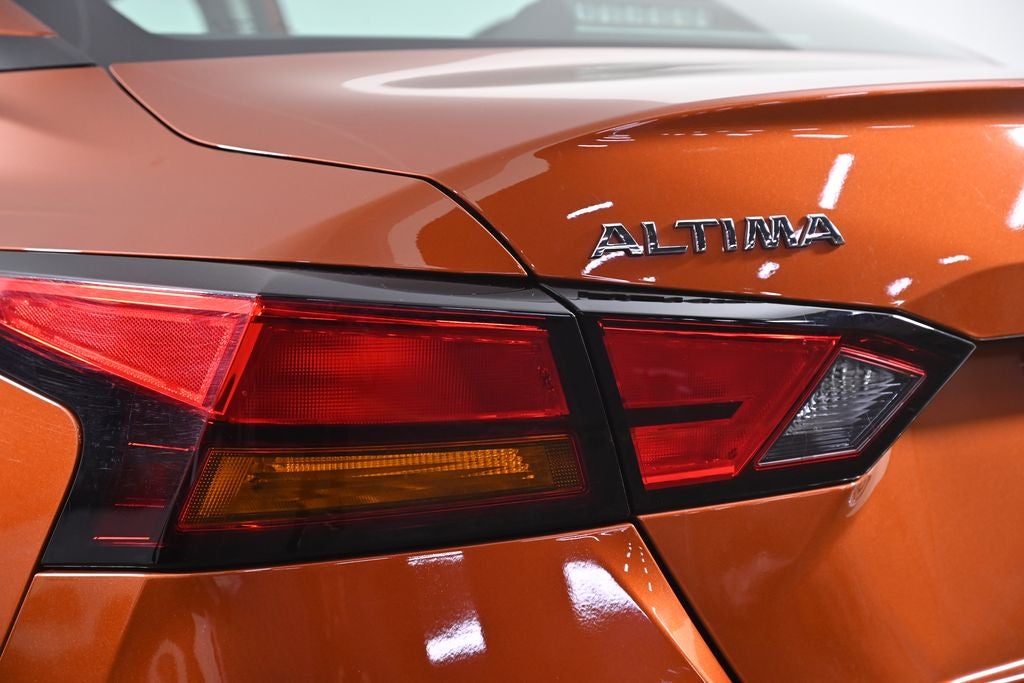 2021 Nissan Altima 2.0 SR