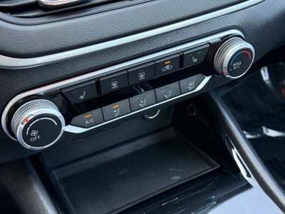 2022 Nissan Altima 2.5 SV Nissan Certified