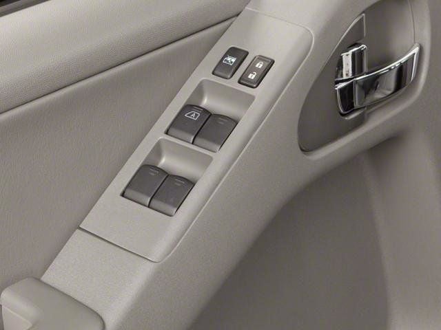 2010 Nissan Frontier LE