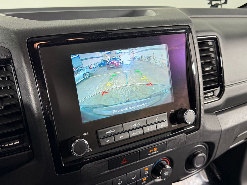 2023 Nissan Frontier SV Midnight Edition