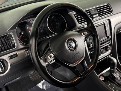 2019 Volkswagen Passat 2.0T Wolfsburg