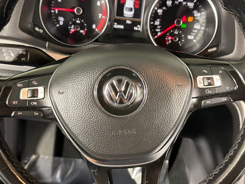 2019 Volkswagen Passat 2.0T Wolfsburg