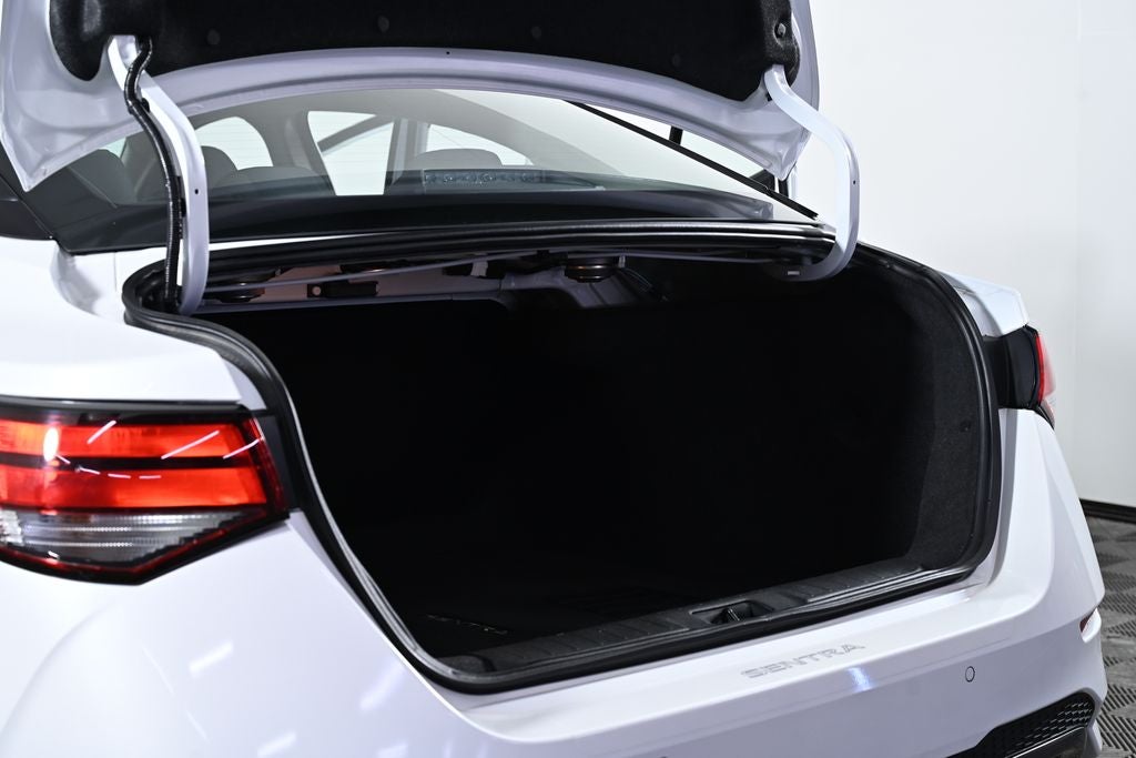 2023 Nissan Sentra SR Nissan Certified