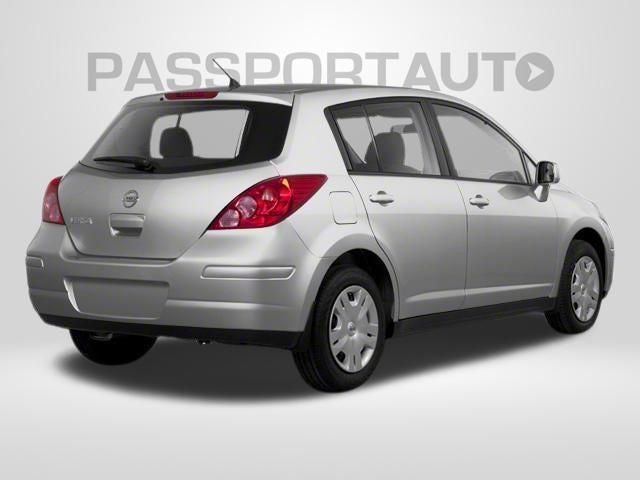 2011 Nissan Versa 1.8 S