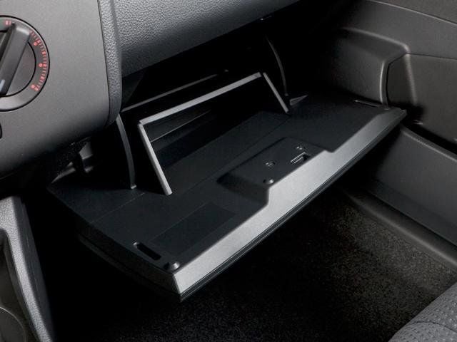 2012 Nissan Versa 1.8 SL