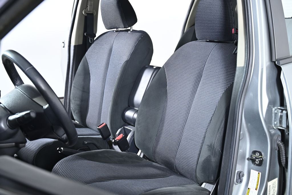 2012 Nissan Versa 1.8 SL