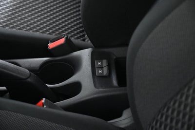 2020 Nissan Versa 1.6 S