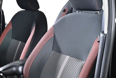 2025 Nissan Versa 1.6 SR Nissan Certified