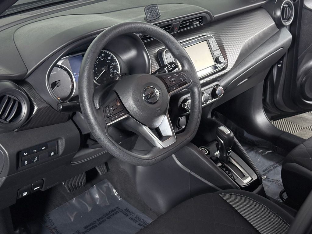 2023 Nissan Kicks S