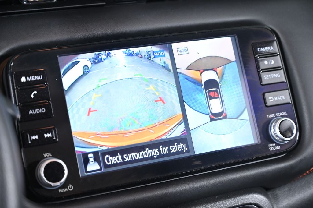 2021 Nissan Kicks SR