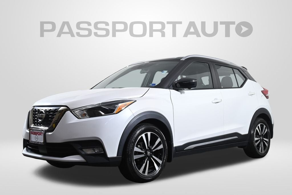 2020 Nissan Kicks SR