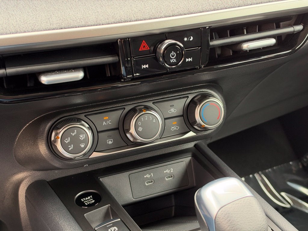 2026 Nissan Kicks S