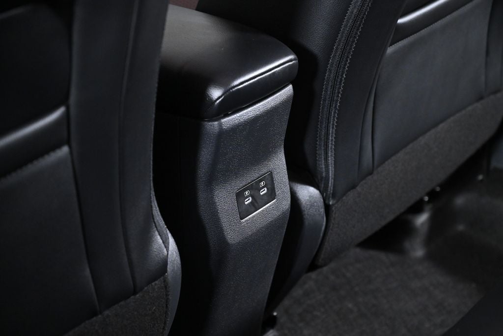 2025 Nissan Kicks SR Nissan Certified