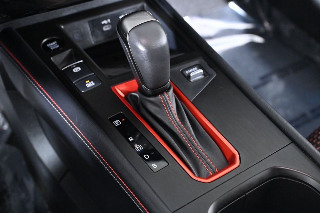 2025 Nissan Kicks SR Nissan Certified