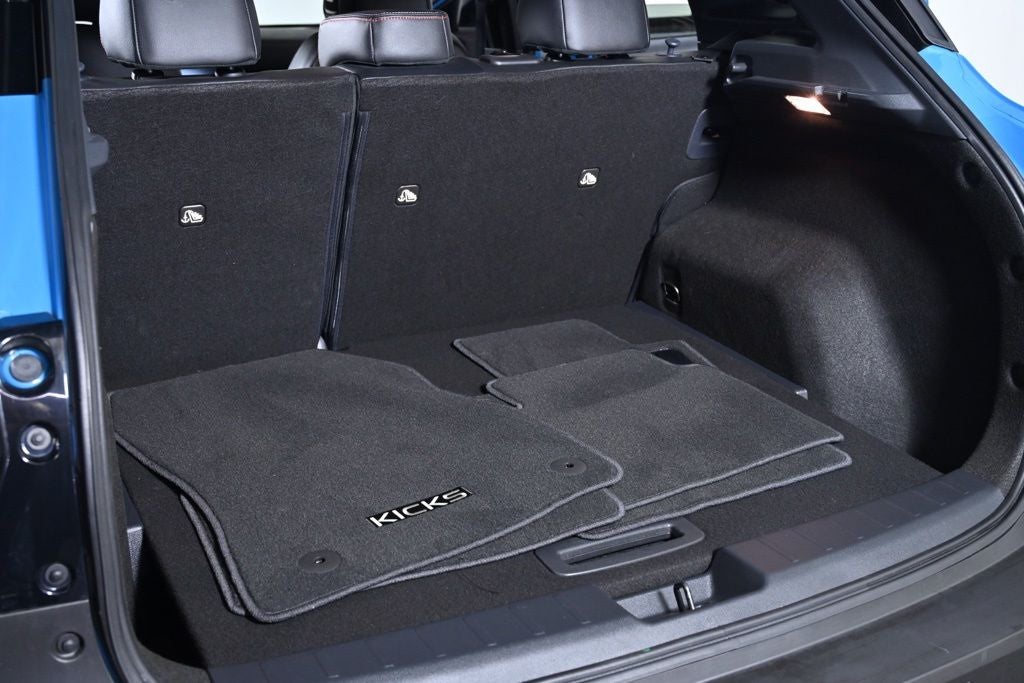 2025 Nissan Kicks SR Nissan Certified