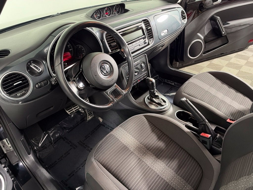 2012 Volkswagen Beetle 2.0 TSi