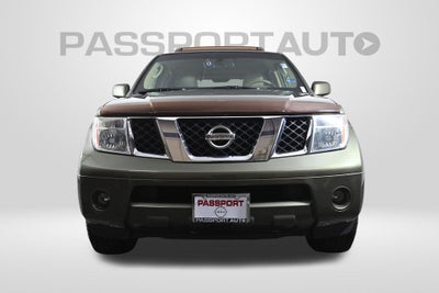 2005 Nissan Pathfinder LE