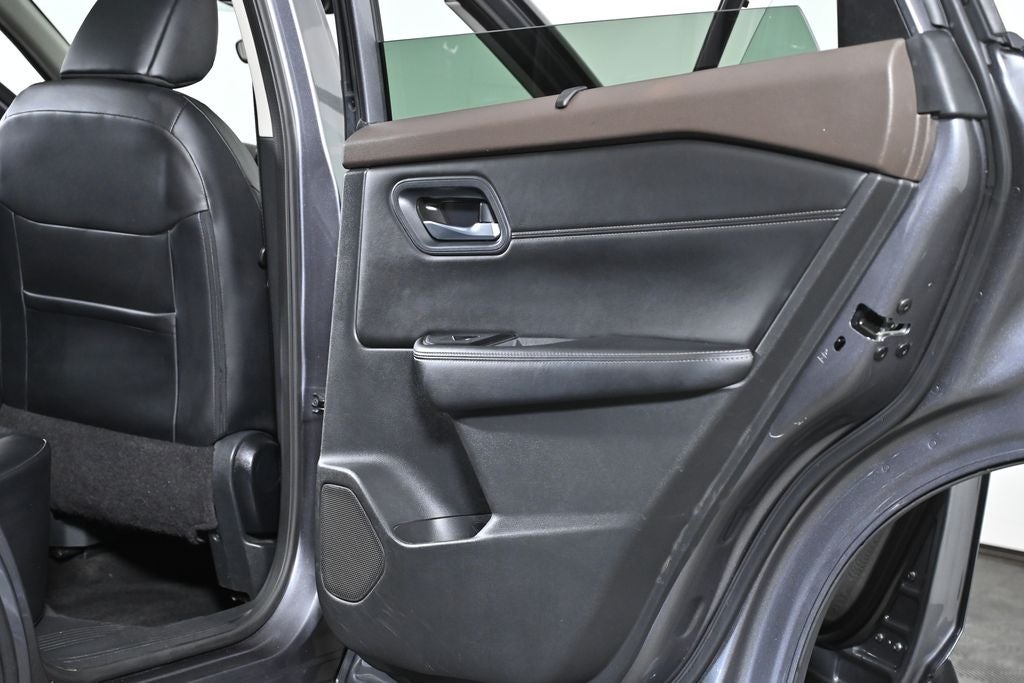 2023 Nissan Rogue SV Premium