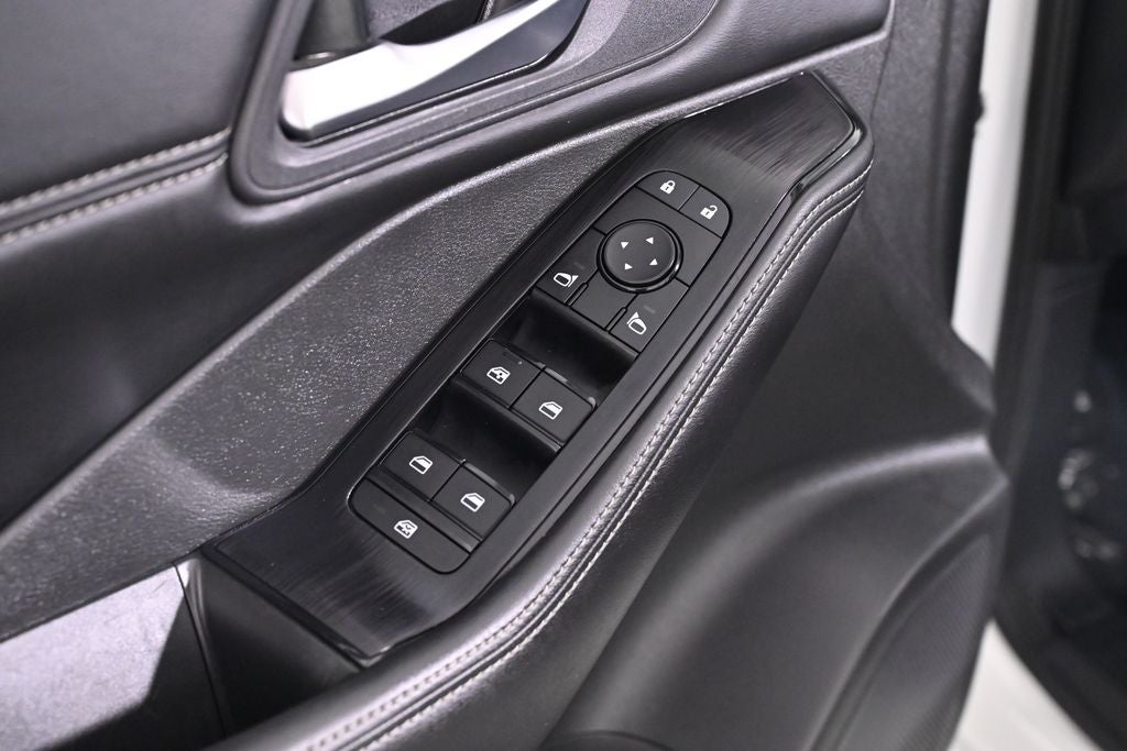 2023 Nissan Rogue SV Premium Nissan Certified