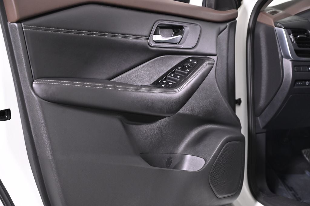 2023 Nissan Rogue SV Premium Nissan Certified