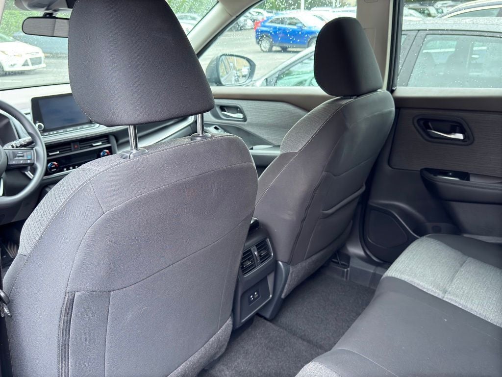 2023 Nissan Rogue SV Nissan Certified