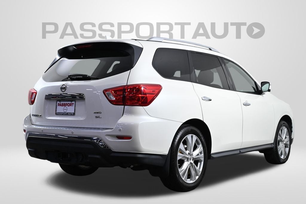 2019 Nissan Pathfinder SL
