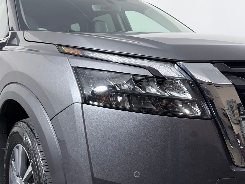 2025 Nissan Pathfinder SL Nissan Certified