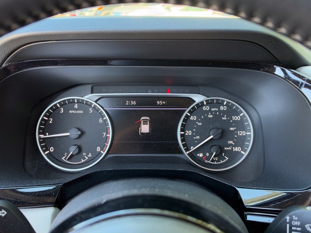 2022 Nissan Pathfinder SL