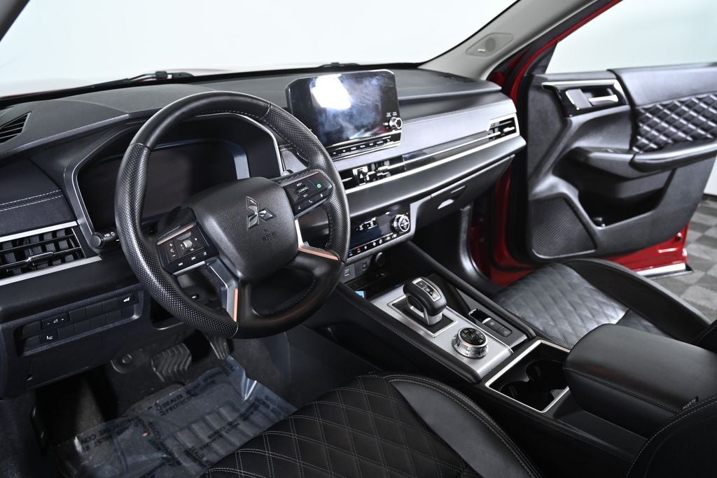 2024 Mitsubishi Outlander SEL