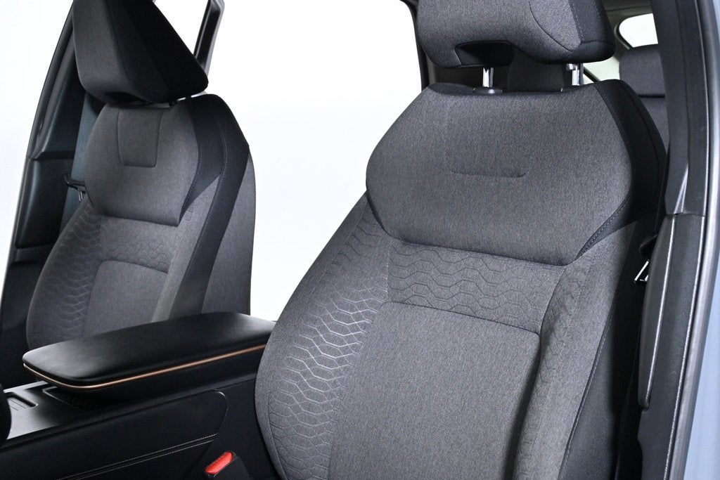 2023 Nissan Ariya VENTURE+