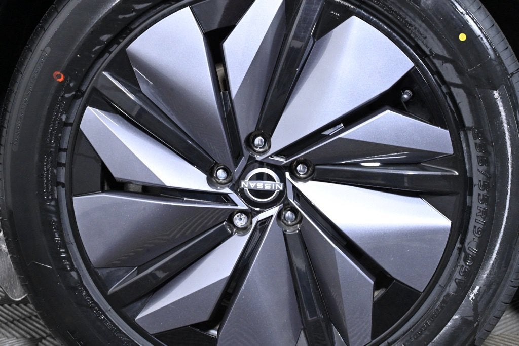 2023 Nissan Ariya VENTURE+