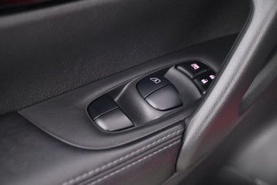 2022 Nissan Rogue Sport SV Nissan Certified