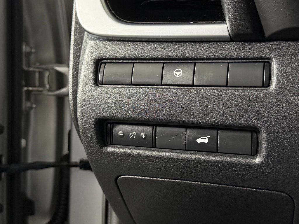 2023 Nissan Rogue SL Nissan Certified