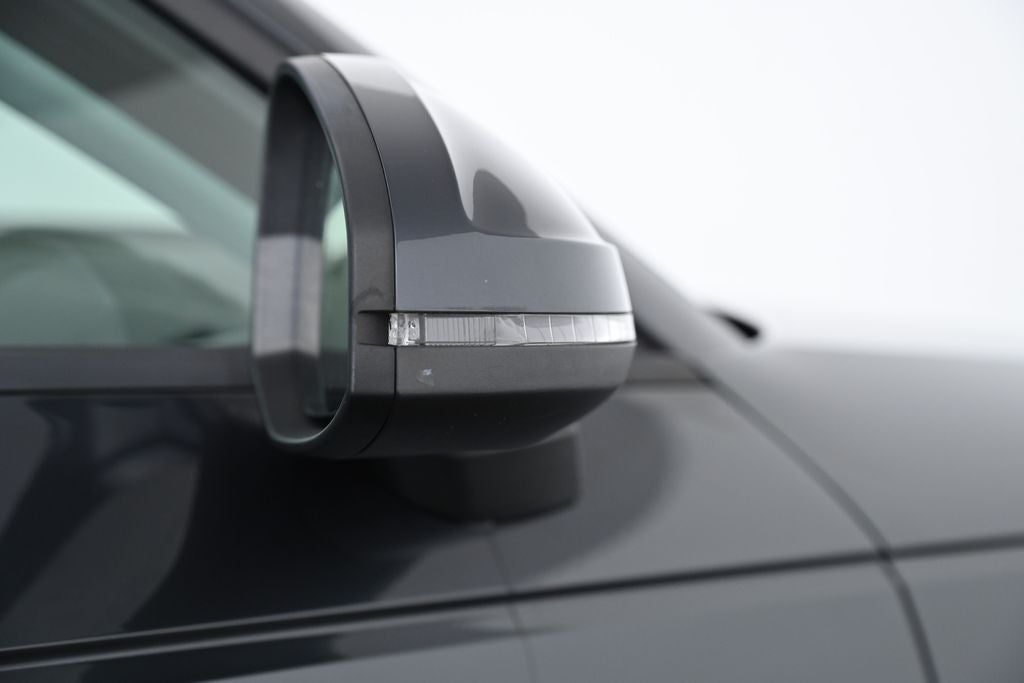 2017 Audi A4 2.0T ultra Premium