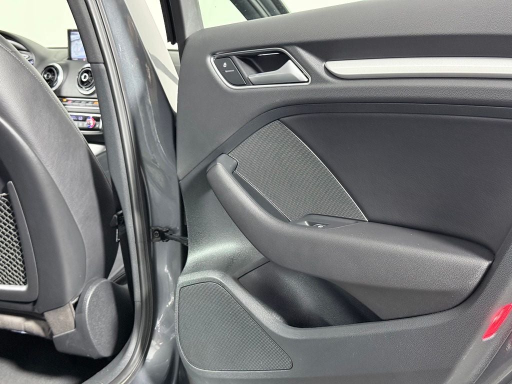 2016 Audi A3 e-tron 1.4T Premium