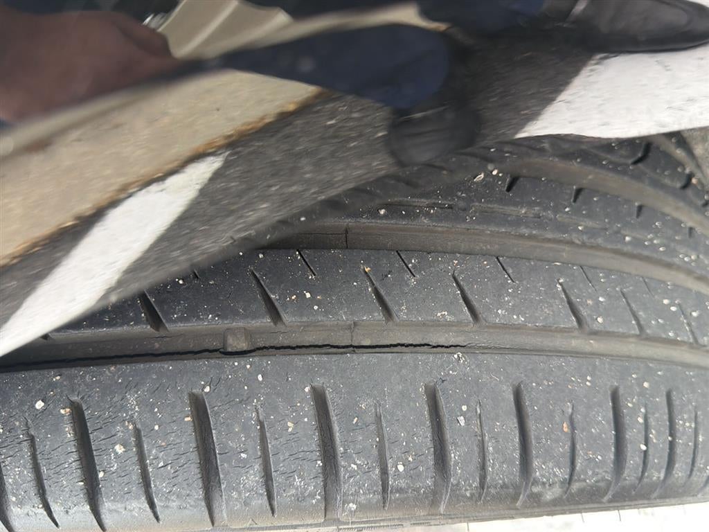 2004 Chrysler Crossfire 2dr Cpe