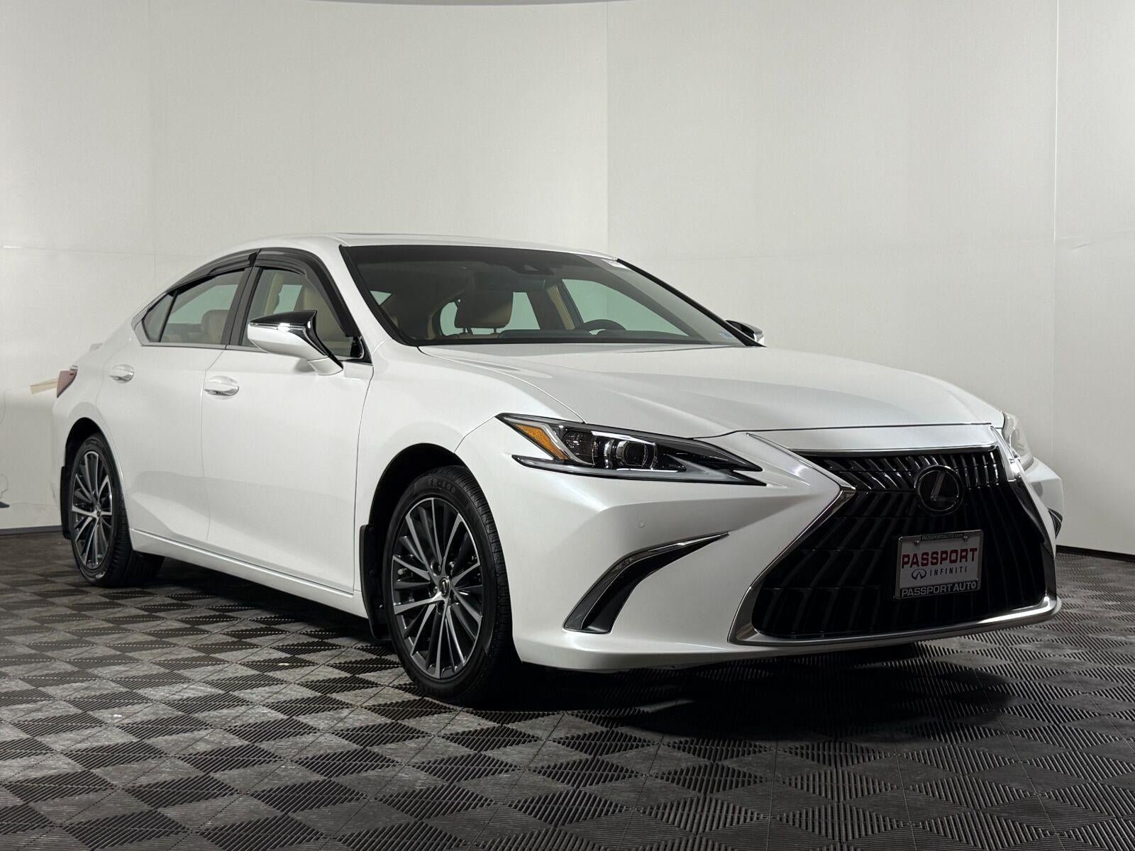 2024 Lexus Es ES 300h