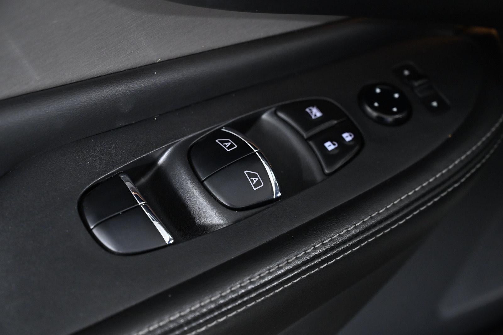 2022 Nissan Murano SL