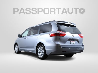 2017 Toyota Sienna XLE 8-Passenger