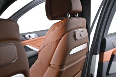 2023 BMW X7 M60i
