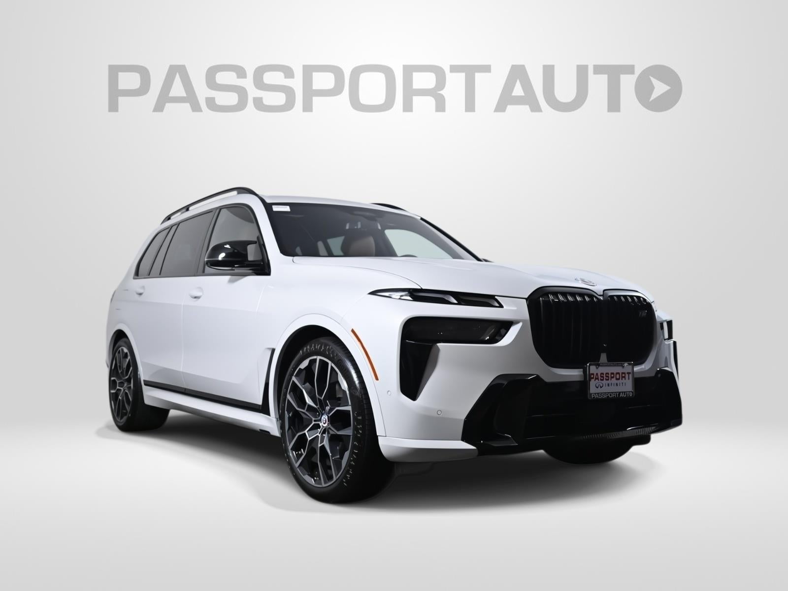 2023 BMW X7 M60i