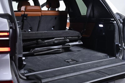 2023 BMW X7 M60i