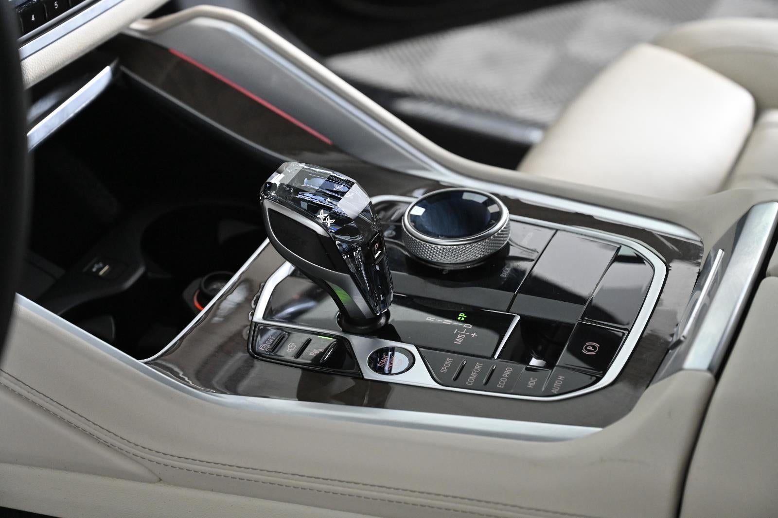 2023 BMW X6 xDrive40i