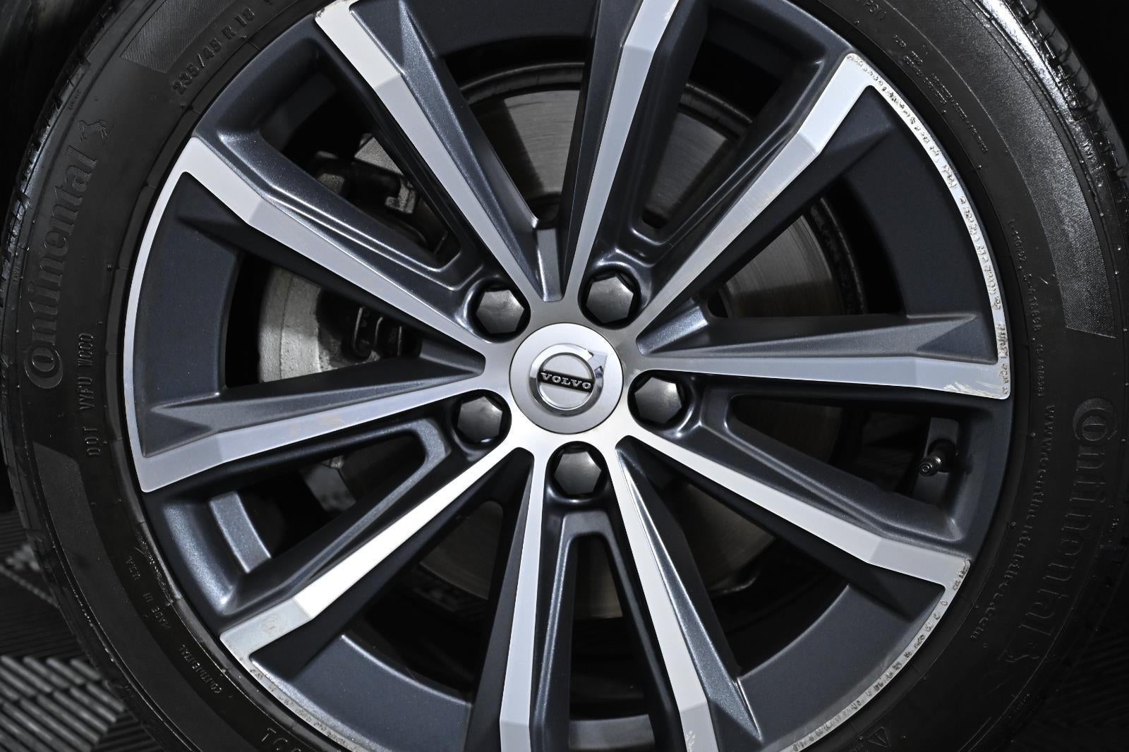 2021 Volvo S60 Momentum