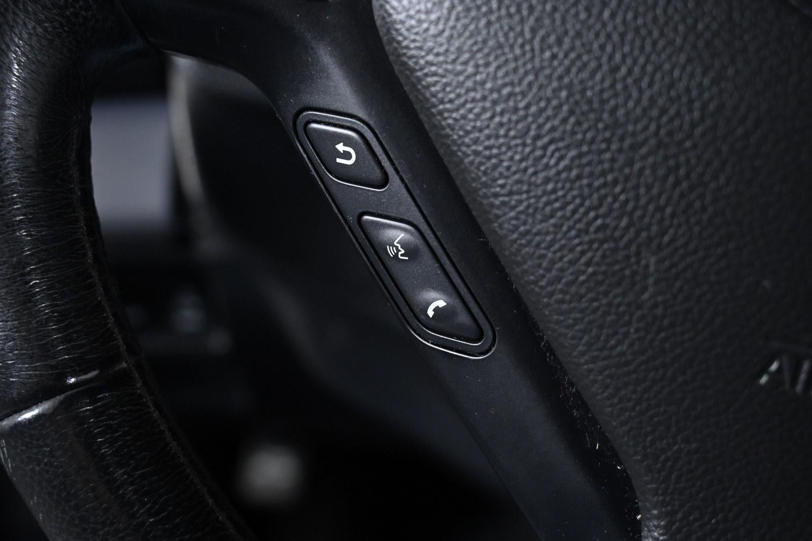 2013 INFINITI G37 Sedan x