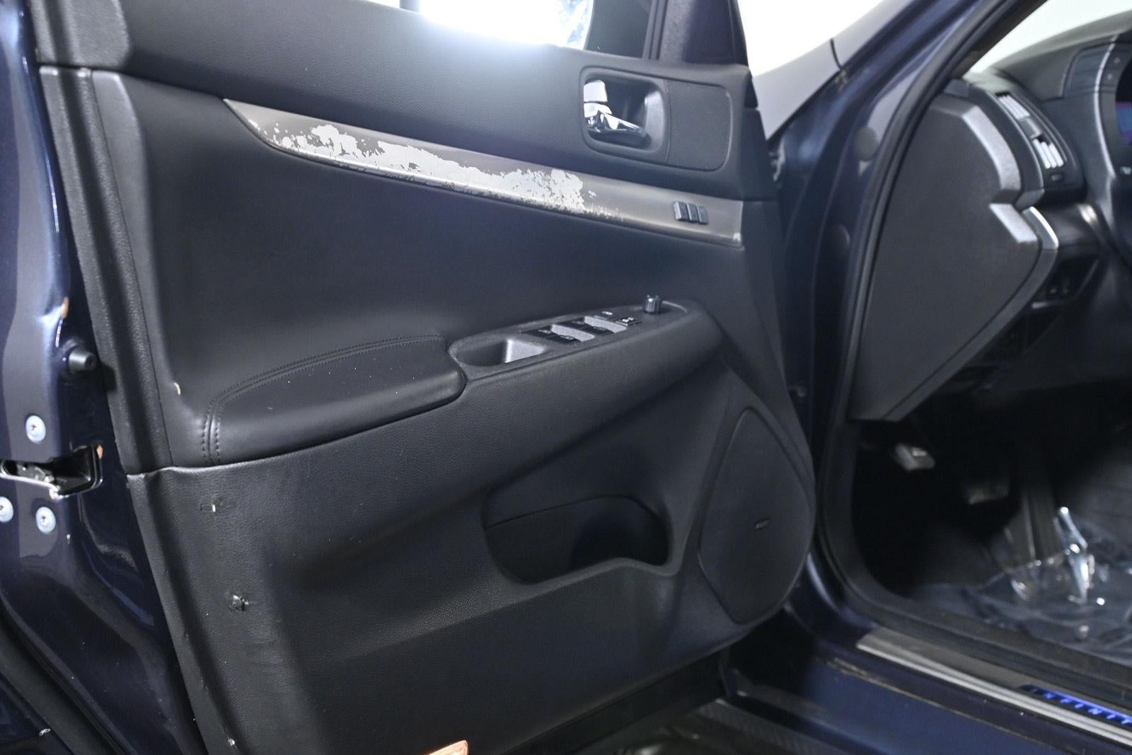2013 INFINITI G37 Sedan x