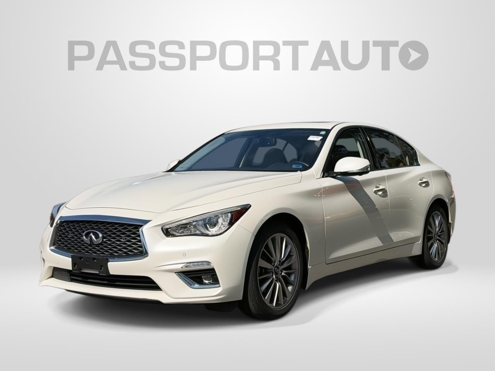 2023 INFINITI Q50 LUXE