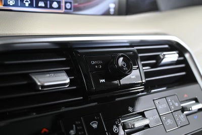 2025 Nissan Armada Platinum