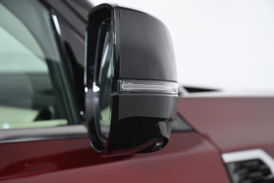 2025 Nissan Armada Platinum